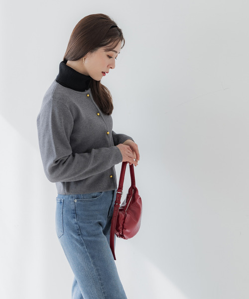 coca（coca）（コカ）の「金ボタンニットカーディガン（カーディガン/ボレロ・レディース・ブラック/ホワイト/ネイビー/グレー/レッド/A/アイボリー/ダークブラウン/ワイン/カーキ/ライトブルー・L/M/S/XL）」の17枚目の写真