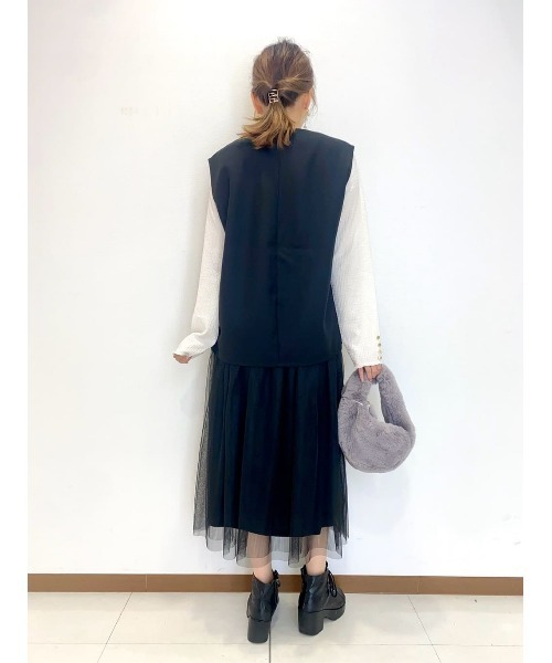 HONEYSUCKLE ROSE（ハニーサックルローズ）の「【HONEYSUCKLE ROSE】ジレベストレイヤード（アンサンブル・レディース・グリーン/ブラック・M/L）」の17枚目の写真