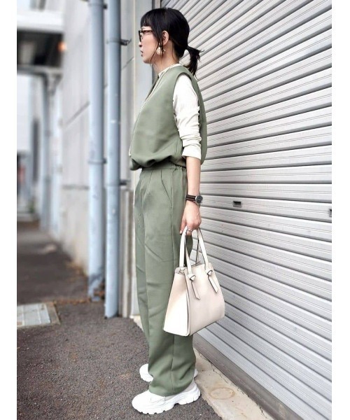 HONEYSUCKLE ROSE（ハニーサックルローズ）の「【HONEYSUCKLE ROSE】ジレベストレイヤード（アンサンブル・レディース・グリーン/ブラック・M/L）」の10枚目の写真