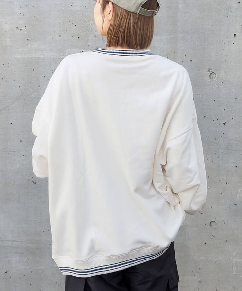 tiptop(ティップトップ)の「【3色展開】裏毛ラインリブビッグプルオーバー(スウェット・レディース・ネイビー/グレー/アイボリー・FREE)」の9枚目の写真