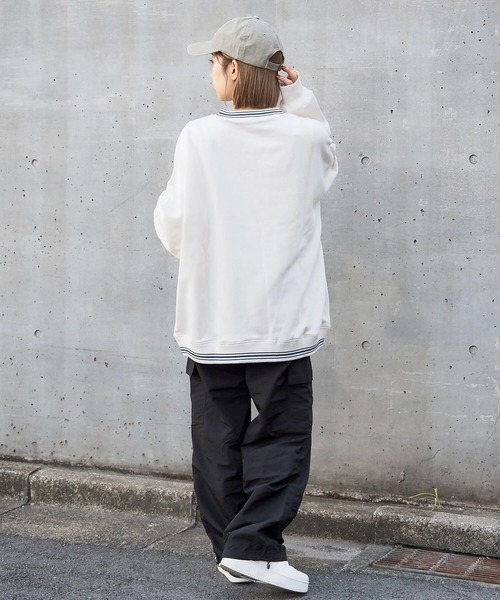tiptop(ティップトップ)の「【3色展開】裏毛ラインリブビッグプルオーバー(スウェット・レディース・ネイビー/グレー/アイボリー・FREE)」の10枚目の写真