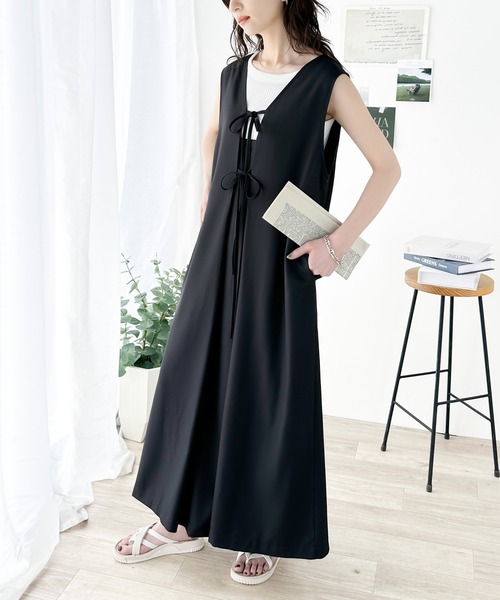 classicalelf（クラシカルエルフ）の「前後2way+ジレにも！何通りもの着こなしを楽しめる♪ リボンVネックジャンパースカート（ロング）（ジャンパースカート・レディース・チャコールグレー/ブラック/ベージュ・X-LARGE/LARGE/MEDIUM/SMALL）」の16枚目の写真