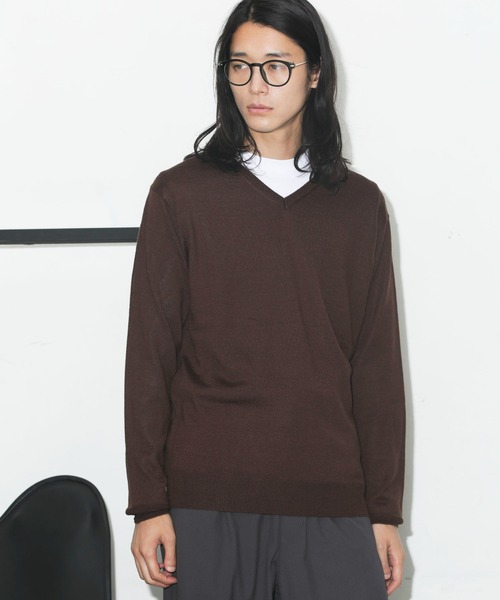 NANO universe（ナノユニバース）の「タスマニアミックスVネックニット