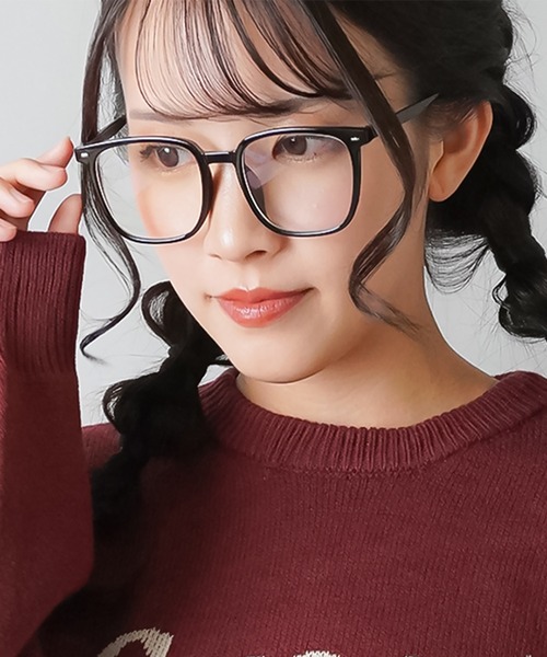 SPINNS（スピンズ）の「トレンド/韓国っぽアイテム☆ウェリントン 伊達メガネ クリアレンズ 黒縁（メガネ・レディース・ブラック・ONESIZE）」の9枚目の写真