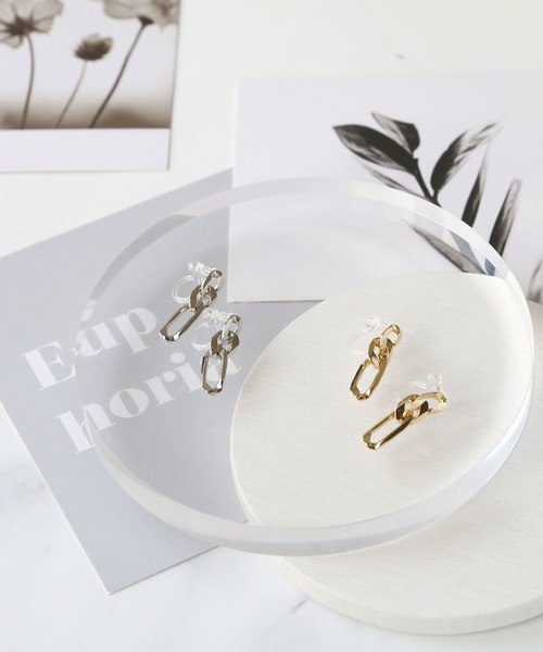 colleca la（コレカラ）の「樹脂ノンホール・フィガロチェーンイヤリング（イヤリング・レディース・シルバー/ゴールド・ﾌﾘ-）」の6枚目の写真