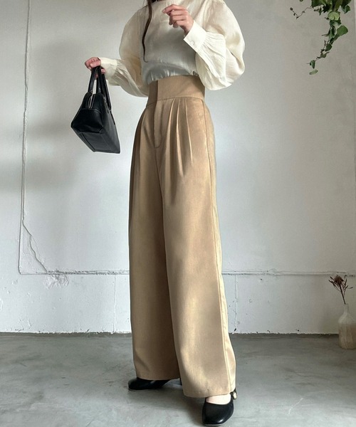 LAUIR(ラウアー)の「ハイウエストタックストレートパンツ(スラックス・レディース・ベージュ/ブラウン系その他/ブラック・LARGE/MEDIUM)」の14枚目の写真