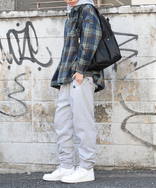 MAISON CLUB（メゾンクラブ）の「【MAISON CLUB】マルチ収納2WAYナイロントート ショルダーバッグ KNF037（ショルダーバッグ・メンズ・グレー/ダークグレー/ブラック・FREE）」の20枚目の写真