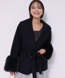 Apuweiser-riche（アプワイザーリッシェ）の「袖ファーショートリバー