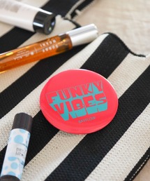 BAYFLOW（ベイフロー）の「[かさばらないサイズ感!]BFタイポグラフィ缶ミラー（手鏡/メイクミラー）」