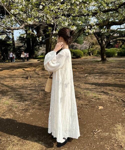 【完売品】　hinari ヒナリ　ワッシャーアシメティアードワンピ　ホワイト　S 完売品】 hinari ヒナリ ワッシャーアシメティアードワンピ