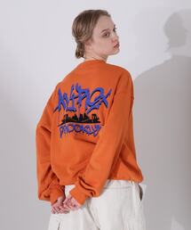 AVIREX(ABbNX)́sWEBtTAGGING BROOKLYN CREW NECK SWEAT/^MO ubN N[lbN XEFbg(XEFbg)