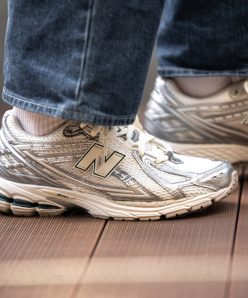 ぽんた様☆限定販売☆26.0cmニューバランス1906R 海外3/23発売｜New Balance 1906R 