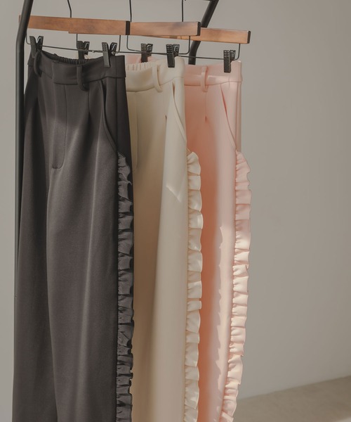 rectangle（レクタングル）の「サイドフリルパンツ（その他パンツ・レディース・ピンク/アイボリー/ブラック・FREE）」の12枚目の写真