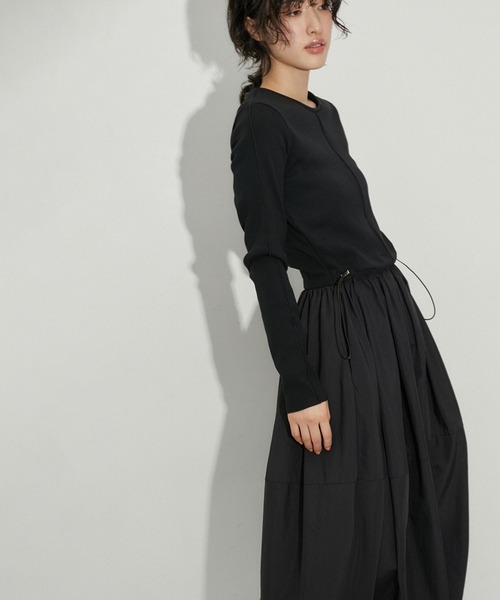 ADAM ET ROPE'（アダムエロペ）の「【サステナブル】コクーンフォルムコンビワンピース（ワンピース・レディース・ホワイト/ブラック/イエロー系その他2・FREE）」の7枚目の写真