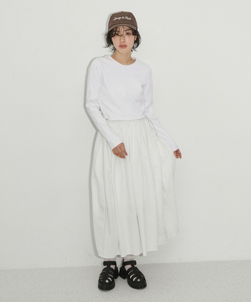 ADAM ET ROPE'（アダムエロペ）の「【サステナブル】コクーンフォルムコンビワンピース（ワンピース・レディース・ホワイト/ブラック/イエロー系その他2・FREE）」の19枚目の写真