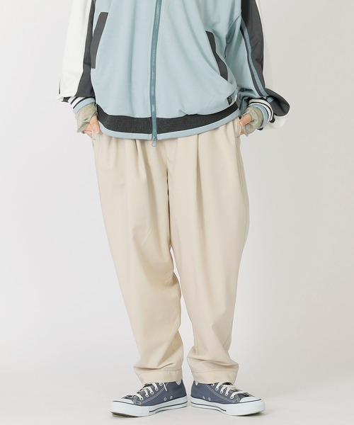 DOUBLE NAME(ダブルネーム)の「配色ステッチ タックテーパードパンツ(その他パンツ・レディース・オレンジ/グレー/ベージュ・FREE)」の1枚目の写真