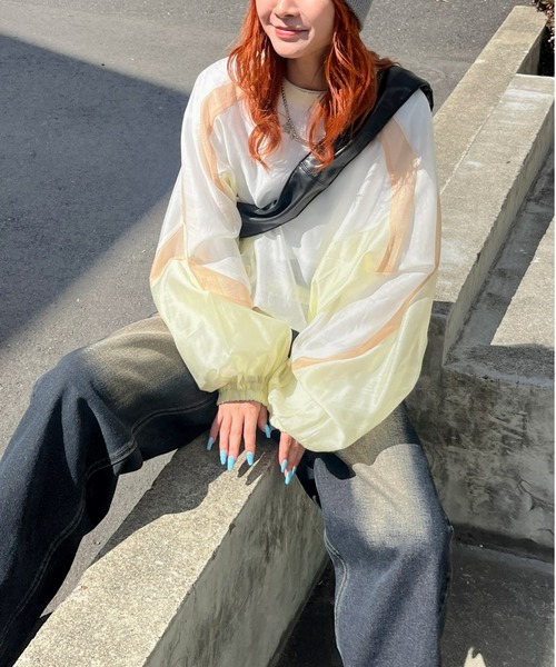 Six M（シックスエム）の「【Six M/シックスエム】シアーメッシュ切り替えクルー（シャツ/ブラウス・レディース・ブラック/グレー/オフホワイト・FREE）」の2枚目の写真