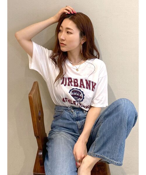 Ungrid(アングリッド)の「【WEB限定】カレッジロゴTee(Tシャツ/カットソー・レディース・チャコールグレー/オフホワイト/グリーン・FREE)」の10枚目の写真