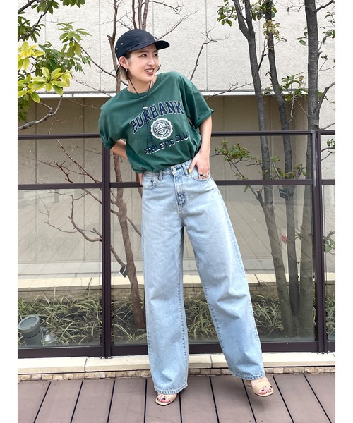Ungrid(アングリッド)の「【WEB限定】カレッジロゴTee(Tシャツ/カットソー・レディース・チャコールグレー/オフホワイト/グリーン・FREE)」の7枚目の写真