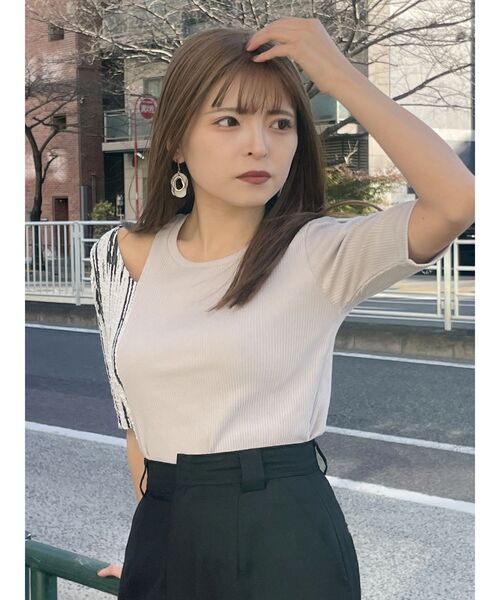 MURUA（ムルーア）の「ドッキングカットアウトトップス（Tシャツ/カットソー・レディース・ブラック/グレー/ブルー・FREE）」の16枚目の写真