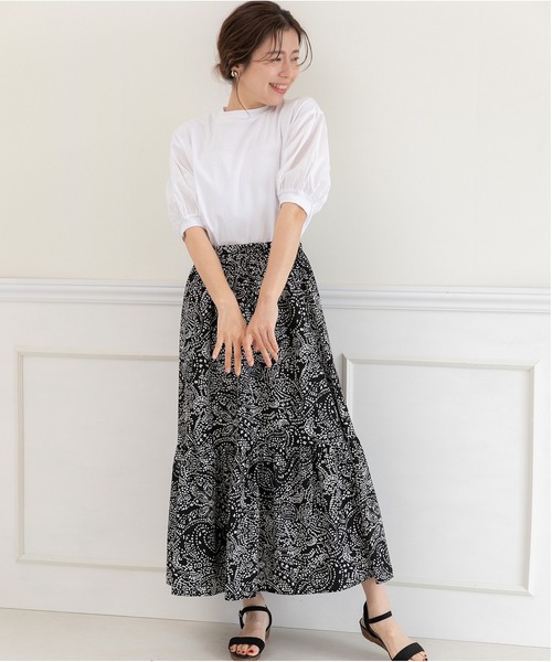 PREFERIR(プレフェリール)の「ペイズリープリントティアードスカート(スカート・レディース・ベージュ/ブラック・MEDIUM/LARGE)」の2枚目の写真