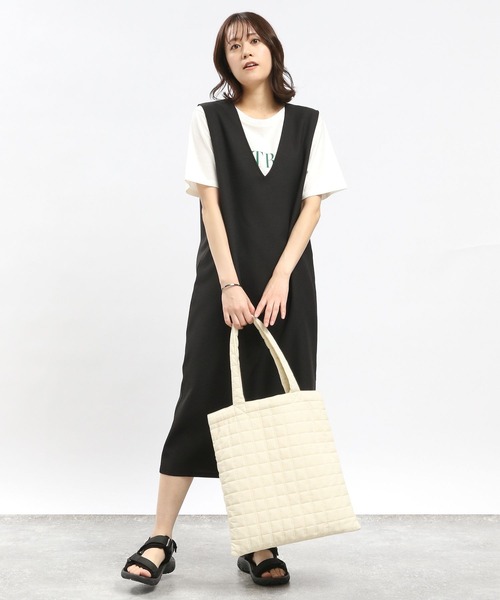 GLOBAL WORK Smile Seed Store（グローバルワーク スマイルシードストア）の「リネンライクVネックワンピース/977015（ワンピース・レディース・ベージュ/ブラック・MEDIUM/SMALL/X-LARGE/LARGE）」の18枚目の写真