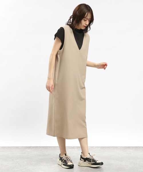 GLOBAL WORK Smile Seed Store（グローバルワーク スマイルシードストア）の「リネンライクVネックワンピース/977015（ワンピース・レディース・ベージュ/ブラック・MEDIUM/SMALL/X-LARGE/LARGE）」の5枚目の写真