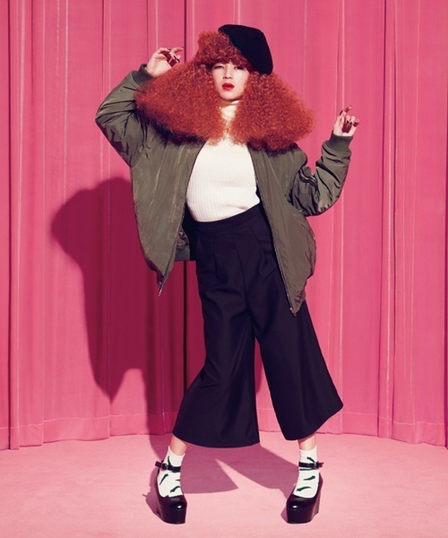 PUNYUS（プニュズ）の「ストラップウエッジパンプス（パンプス・レディース・ブラウン/ブラック・3/4/1/2）」の11枚目の写真