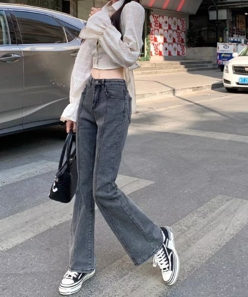 REBALANCE(リバランス)の「フレアデニムパンツ(デニムパンツ・レディース・A・X-LARGE/LARGE/MEDIUM/SMALL)」の2枚目の写真