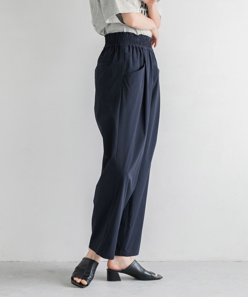 LOWRYS FARM（ローリーズファーム）の「キノウワイドテーパードパンツ 110324（その他パンツ・レディース・ネイビー/ベージュ/ブラック・FREE）」の12枚目の写真
