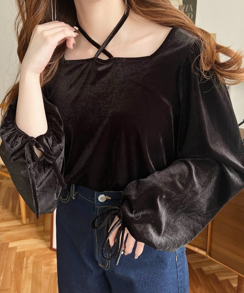 moment+(モーメントプラス)の「ボリュームスリーブスクエアホルターネックシャイニーベロアプルオーバー(Tシャツ/カットソー・レディース・ブラック/グレイッシュベージュ/チャコールグレー/ピンク/ブラウン・M/L)」の13枚目の写真
