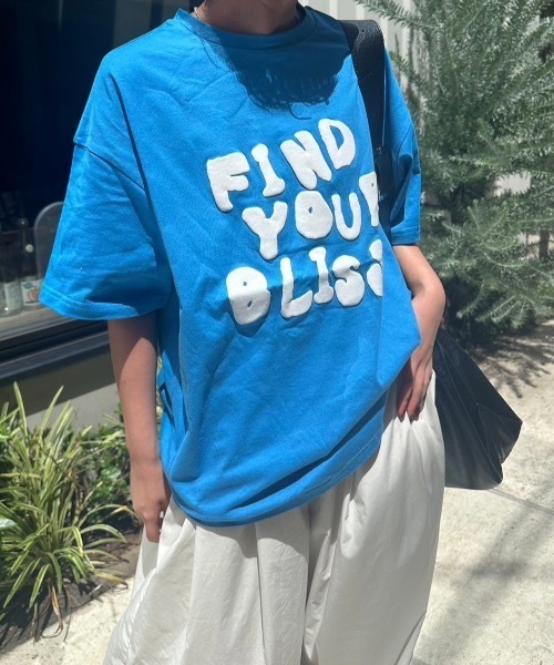 nemne store（ネンネストア）の「【低身長サイズあり】オーバーサイズアソートTシャツ（Tシャツ/カットソー・レディース・スミクロ/オートミール/ブラウン/ブルー/オフホワイト・SMALL/MEDIUM）」の5枚目の写真