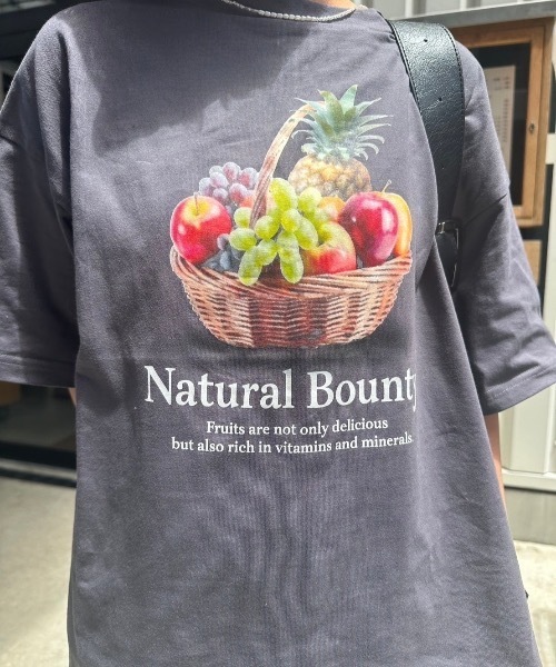 nemne store（ネンネストア）の「【低身長サイズあり】オーバーサイズアソートTシャツ（Tシャツ/カットソー・レディース・スミクロ/オートミール/ブラウン/ブルー/オフホワイト・SMALL/MEDIUM）」の8枚目の写真