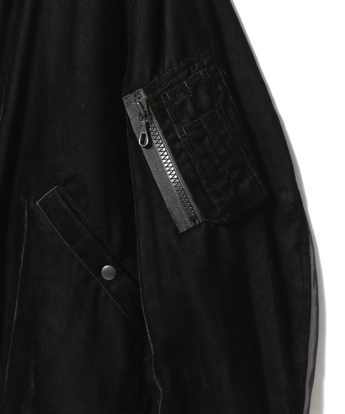 onegravity（ワングラビティ）の「onegravity / シアーベルベットMA-1ブルゾン（MA-1・メンズ・ブラック・LARGE/MEDIUM）」の8枚目の写真