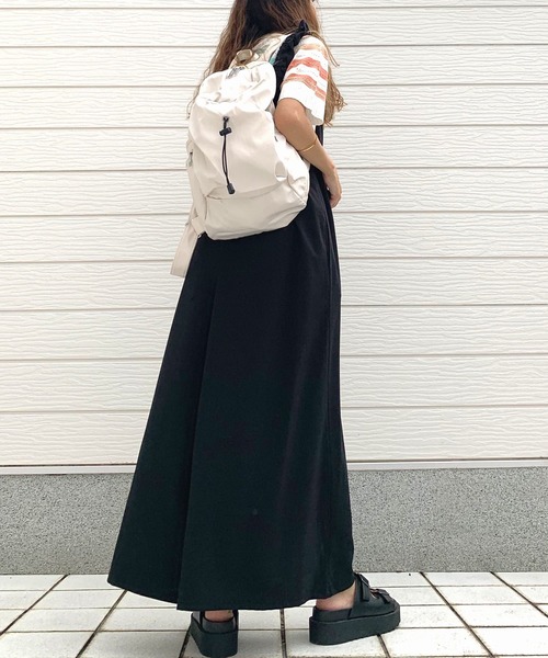Q(キュー)の「フリルショルダーサロペ(サロペット/オーバーオール・レディース・ブラック・MEDIUM)」の2枚目の写真