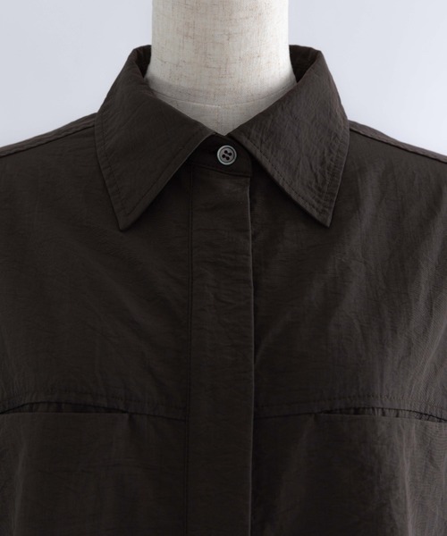 EN NEUME(エンノイム)の「Cropped Shirt Jacket(シャツ/ブラウス・レディース・グレー/ダークブラウン/ベージュ・FREE)」の15枚目の写真