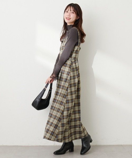 natural couture(ナチュラルクチュール)の「【WEB限定】キーネックタックプリーツジャンスカ(ワンピース・レディース・その他1/モカ/ブラック/ブルー・FREE)」の20枚目の写真