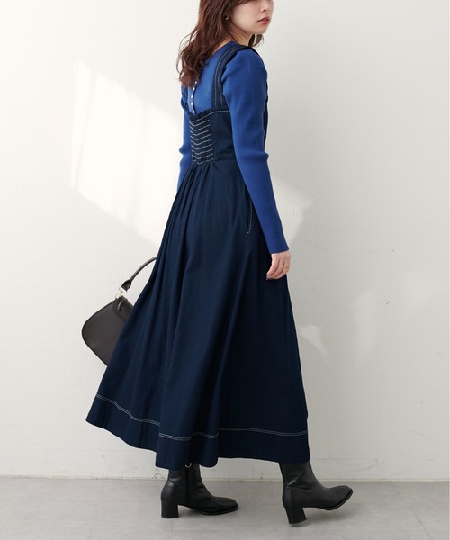 natural couture(ナチュラルクチュール)の「【WEB限定】キーネックタックプリーツジャンスカ(ワンピース・レディース・その他1/モカ/ブラック/ブルー・FREE)」の15枚目の写真
