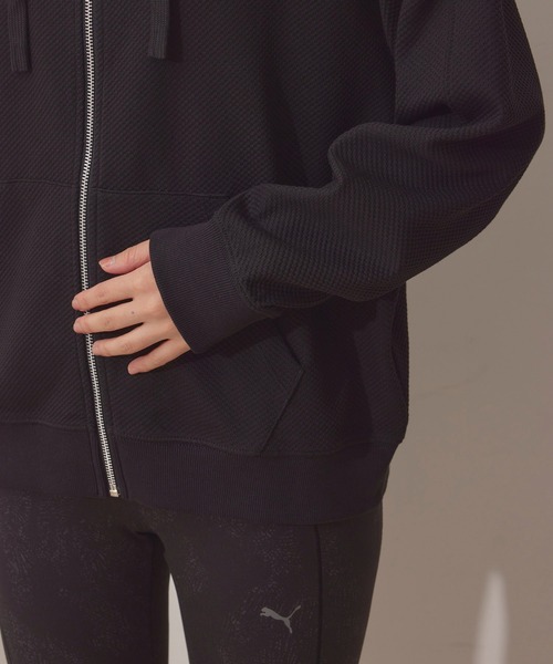 PUMA（プーマ）の「【PUMA】HER フーデッドジャケット（パーカー・レディース・ベージュ/ブラック・L）」の6枚目の写真