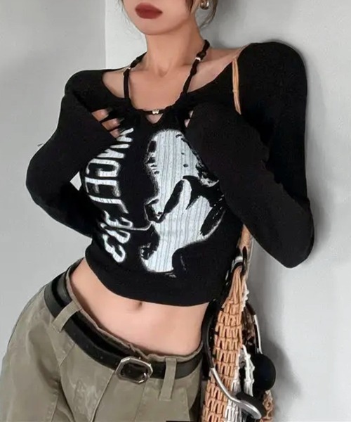 sevens(セブンズ)の「【sevens】Y2Kネックデザインちびロンティ(Tシャツ/カットソー・レディース・ブラック/グレー・FREE)」の2枚目の写真