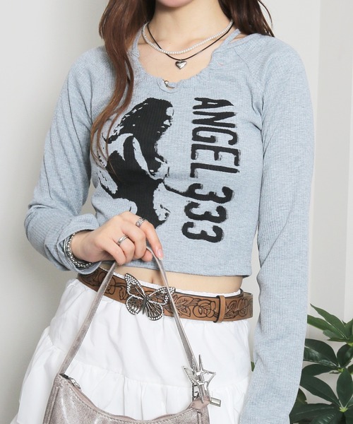 sevens(セブンズ)の「【sevens】Y2Kネックデザインちびロンティ(Tシャツ/カットソー・レディース・ブラック/グレー・FREE)」の14枚目の写真