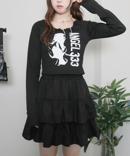 sevens(セブンズ)の「【sevens】Y2Kネックデザインちびロンティ(Tシャツ/カットソー・レディース・ブラック/グレー・FREE)」の19枚目の写真