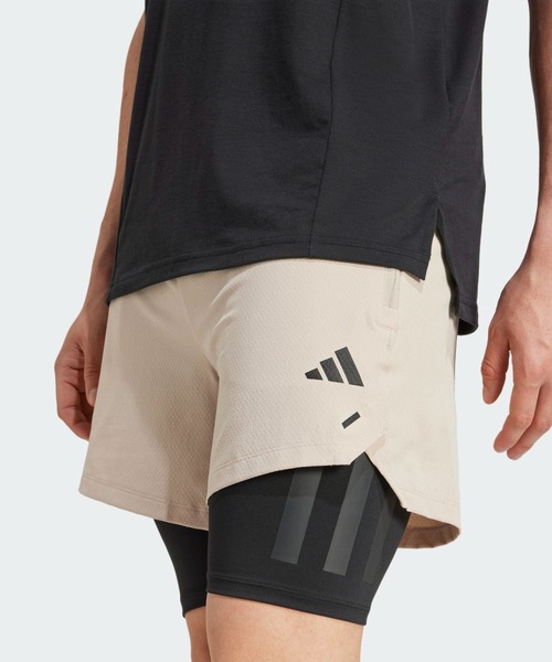 パワー ワークアウト 2-in-1 ショーツ / ハーフパンツ