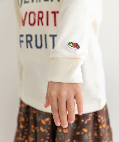 FRUIT OF THE LOOM（フルーツオブザルーム）の「FRUIT OF THE LOOM　フロッキープリント長袖Tシャツ(KIDS)（Tシャツ/カットソー・キッズ・ネイビー/アイボリー・130/120/110/140）」の12枚目の写真