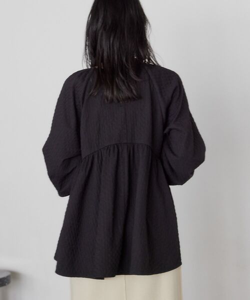 AMERICAN HOLIC(アメリカンホリック)の「ジャガードティアードブラウス(シャツ/ブラウス・レディース・ブラック/アイボリー・L/M)」の16枚目の写真