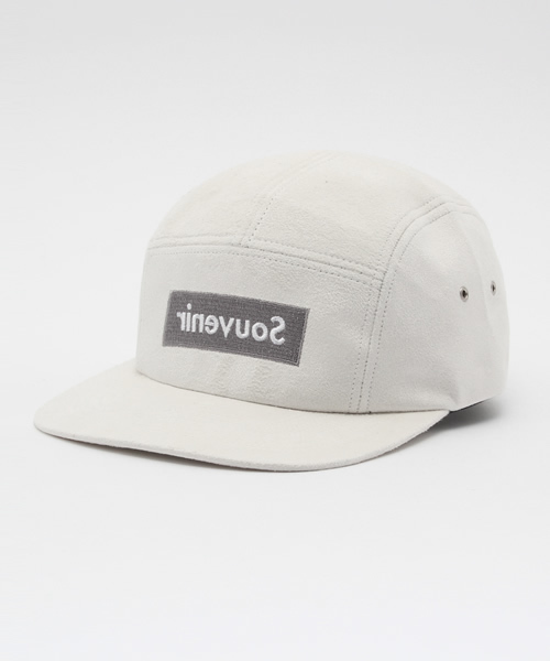 WHO'S WHO gallery（フーズフーギャラリー）の「【rinevuos】スエードジェットキャップ（キャップ・レディース・グレー/カーキ/ブラウン/ブラック/ホワイト/ネイビー/ベージュ・FREE）」の2枚目の写真