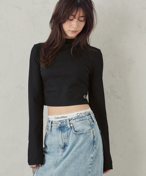 Calvin Klein（カルバン・クライン）の「エンブロイドリブハイネックロングスリーブTシャツ（ニット/セーター・レディース・アイボリー/ブラック・L/M/XS/S）」の15枚目の写真