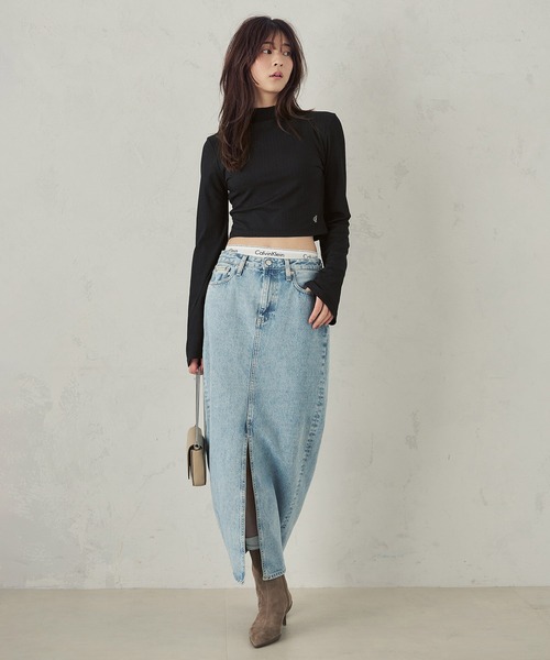 Calvin Klein（カルバン・クライン）の「エンブロイドリブハイネックロングスリーブTシャツ（ニット/セーター・レディース・アイボリー/ブラック・L/M/XS/S）」の11枚目の写真