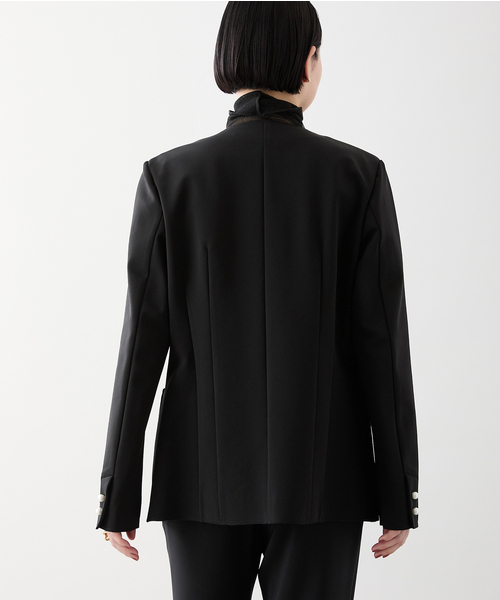 Room no.8(ルームエイト)の「ROOM NO.8 BLACK CAMELLIA RIB Vネックジャケット BR8B-46-30520(ノーカラージャケット・レディース・ブラック・FREE)」の6枚目の写真