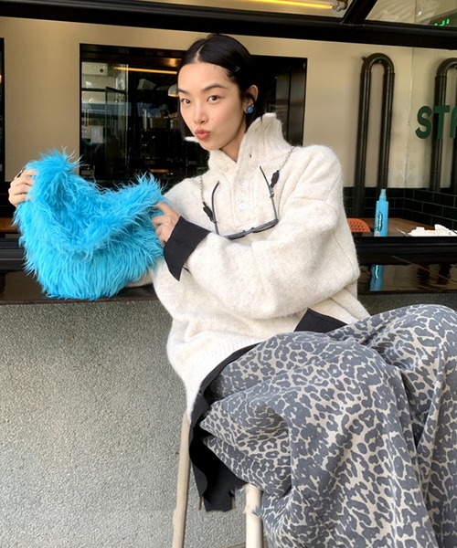 LONSLAN（ロンスラン）の「オーバーサイズ ハイネックニット LON24a109（ニット/セーター・レディース・グレー/モカ/ホワイト/ブラック・S/M）」の22枚目の写真